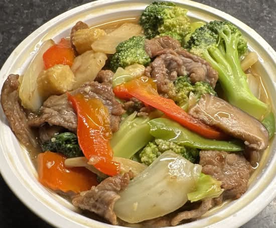 Bœuf aux Légumes Variés/Beef with Mixed Vegetables (什菜牛肉)